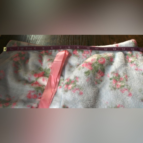 Shabby Chic Women's Floral Pajama Pants - Teddy Soft - Picture 12 of 12